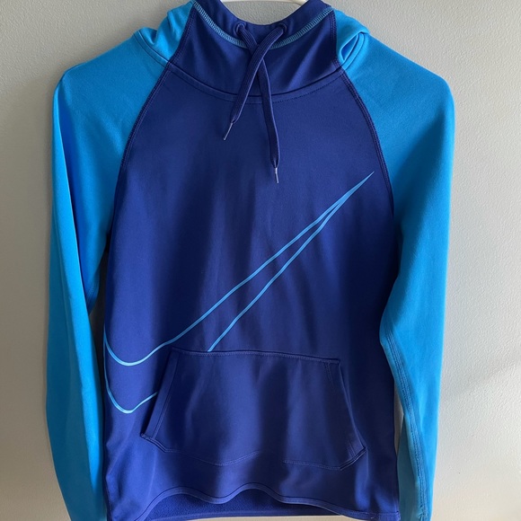 Nike Tops - Nike Dri-Fit Sweatshirt